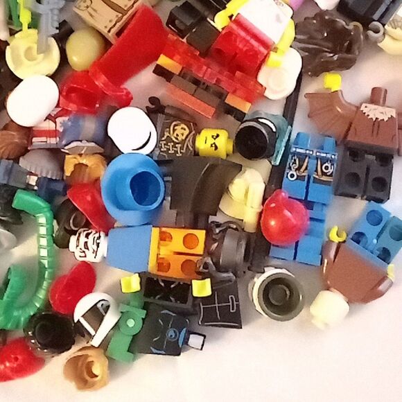 Lego Minifigure Parts Accessories Pieces Bulk Minifigures Mixed Lot WYSIWYG - Picture 5 of 6